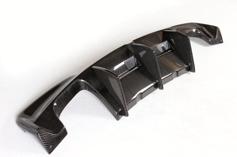 Cstar Carbon Gfk Heckdiffusor Diffusor Auspuff Einsatz Typ1 passend für BMW E82 1M