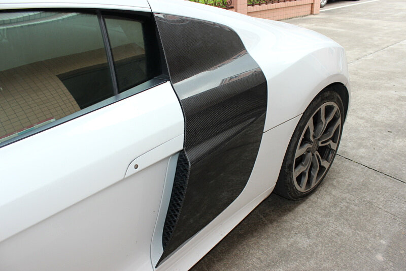 Cstar Carbon Seitenteile Seitenwände Sideblades Lufteinlässe für Audi R8 42 V10