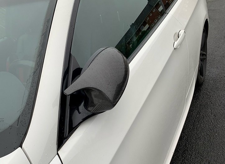 1332 - Spiegelkappen ABS schwarz glanz passend für BMW 1er E81 E82