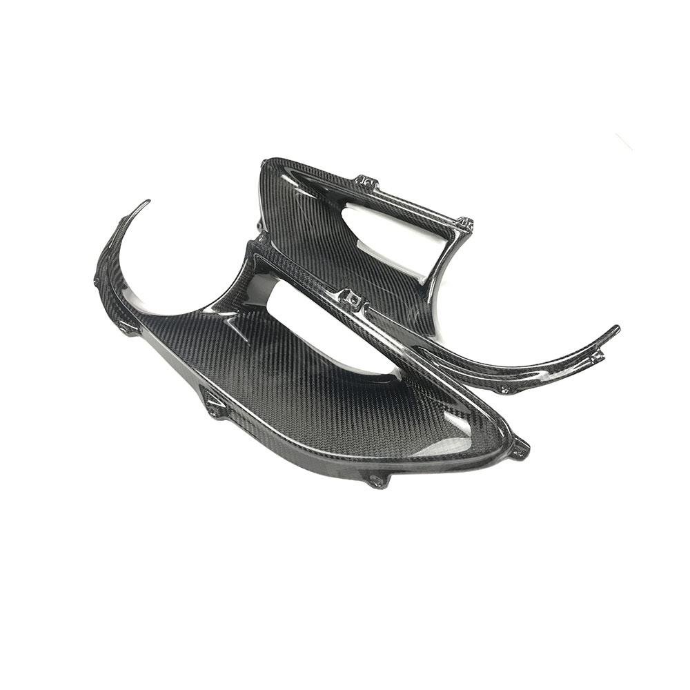 Ferrari 488 GTB Spider Dry Carbon Luftauslässe Hinten Lampenrahmen Set