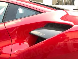 Ferrari 488 GTB + Spider Dry Carbon Abdeckung Lufteinlass Seitenteile Set
