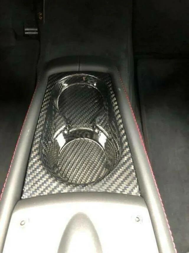 Ferrari 458 Italia Spider Voll Dry Carbon Getränkehalter zum Austauschen