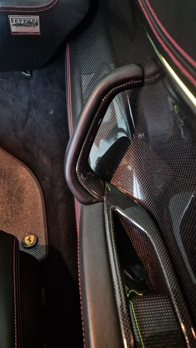 Cstar Ferrari 458 Italia / Spider - Carbon Türgriff Beifahrerseite Beschichtung