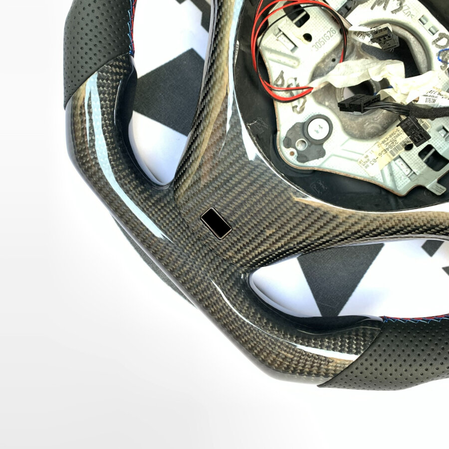 Cstar Carbon Sportlenkrad passend für BMW E90 E92 E93 M3 inkl. DKG SMG Schaltwippen im Austausch