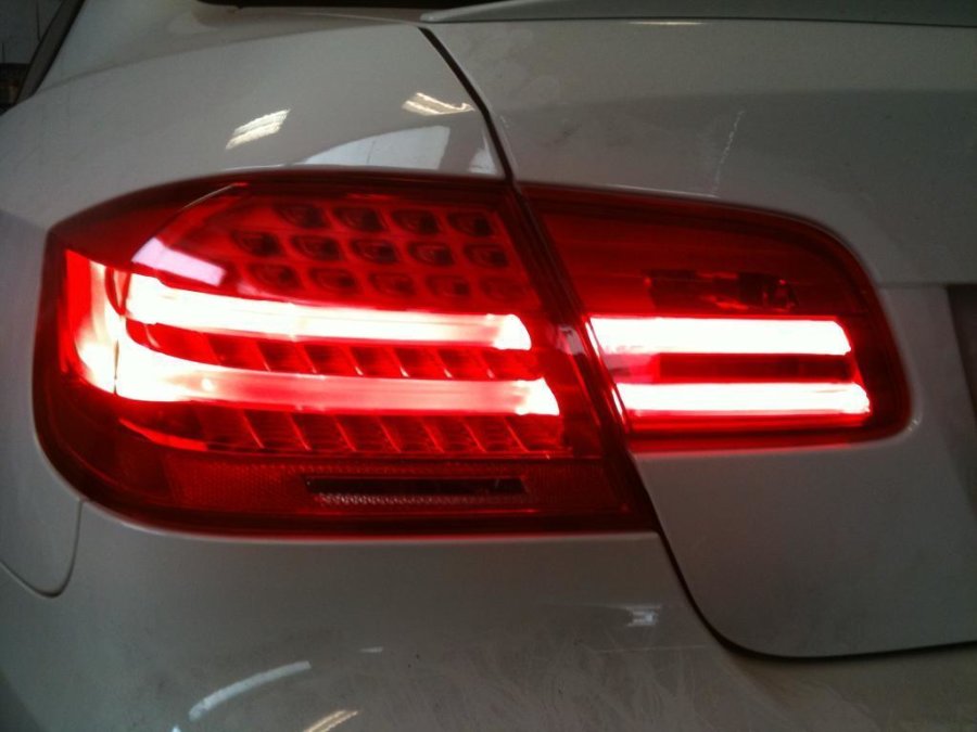 Depo Umbau LED Rückleuchten LCI Red Rot Klar passend für BMW E92 +M3