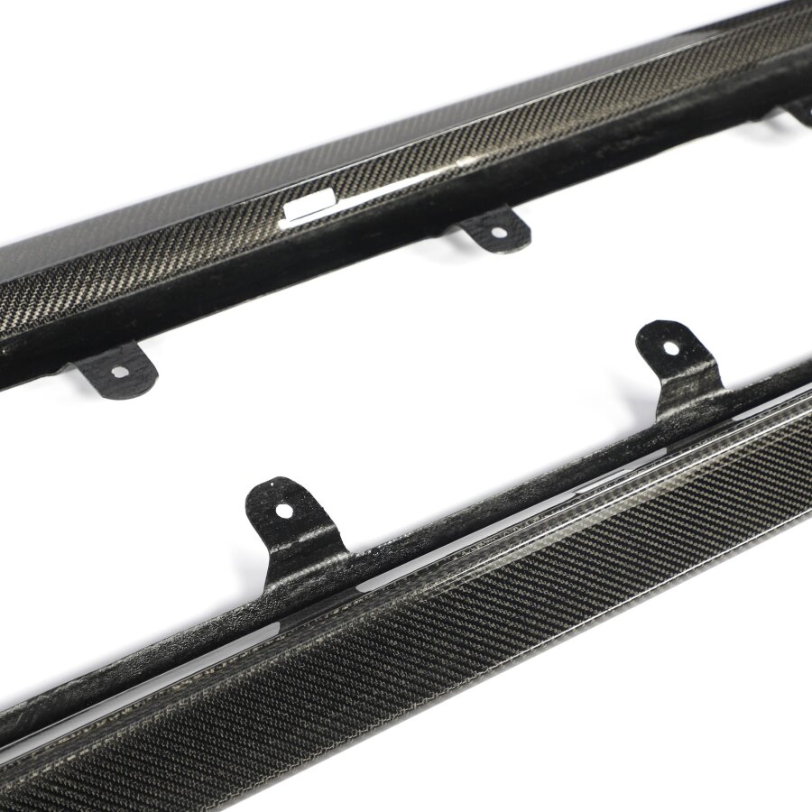 Cstar Carbon Gfk Seitenschweller V2 passend für BMW G20 LCI M Paket 2023+